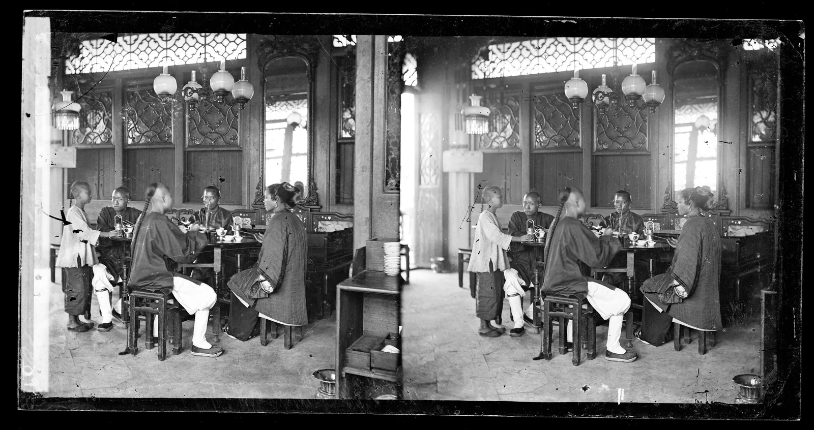1868년에서 1871년 사이 홍콩 찻집에 모인 손님들